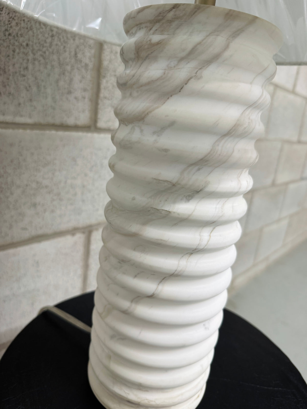 Alloro Table Lamp