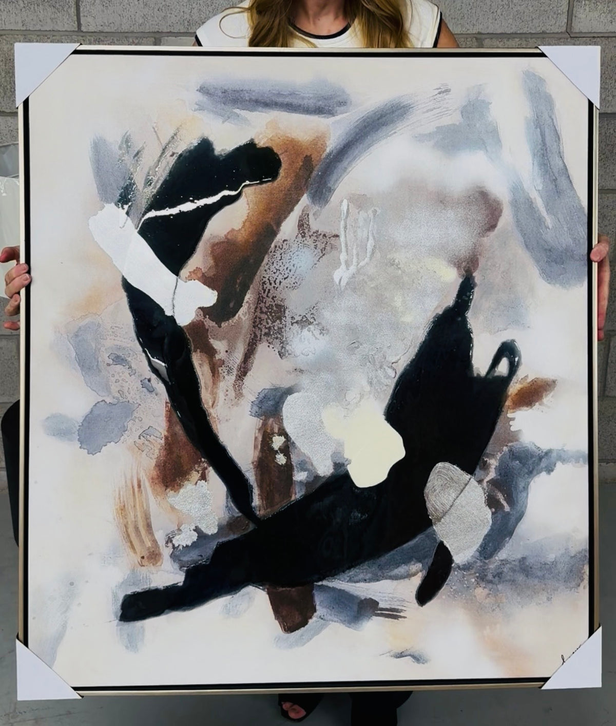 Antofalla Designed by Renwil 36 x 40