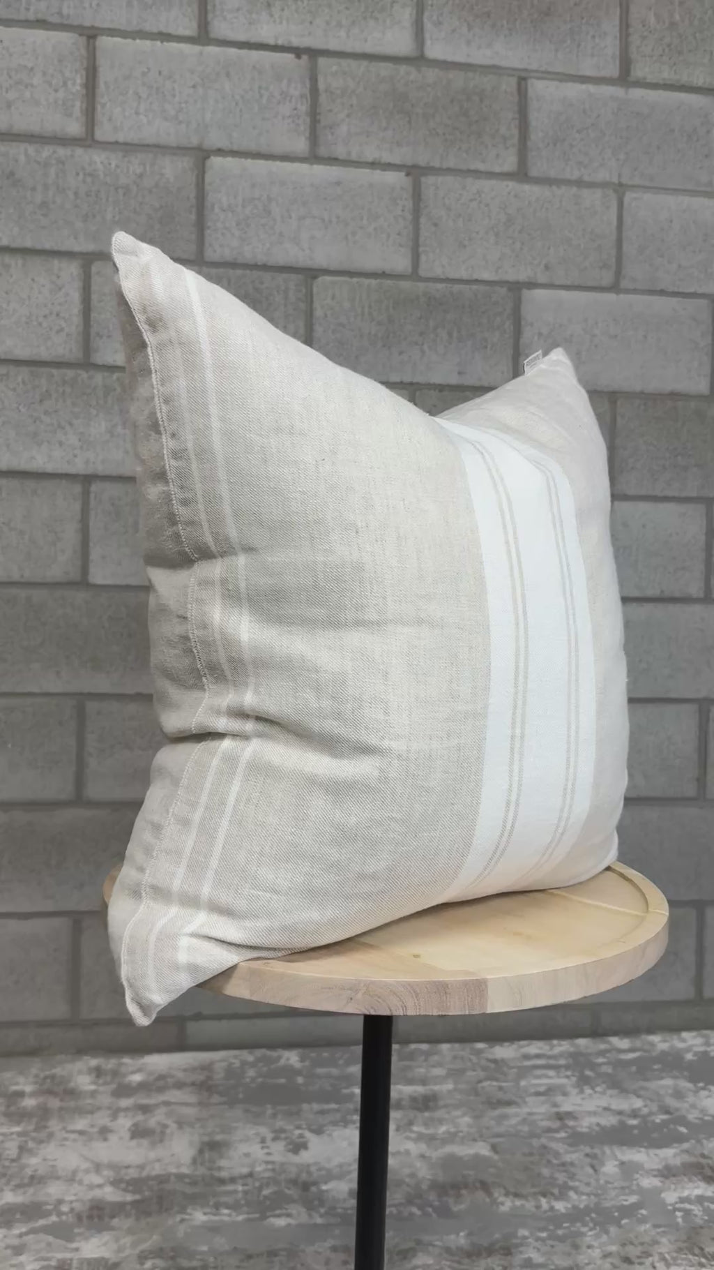 Raelyn Decorative Pillow